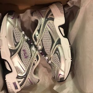 634 Fila sport orbiter silver purple white running shoes tennis athletic girl 12